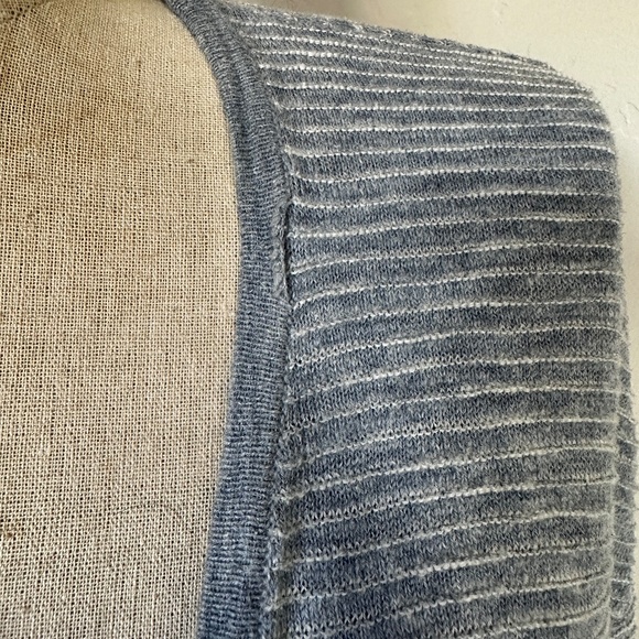 Madewell blue and white ribbed lightweight Cardigan with pockets - Picture 5 of 7